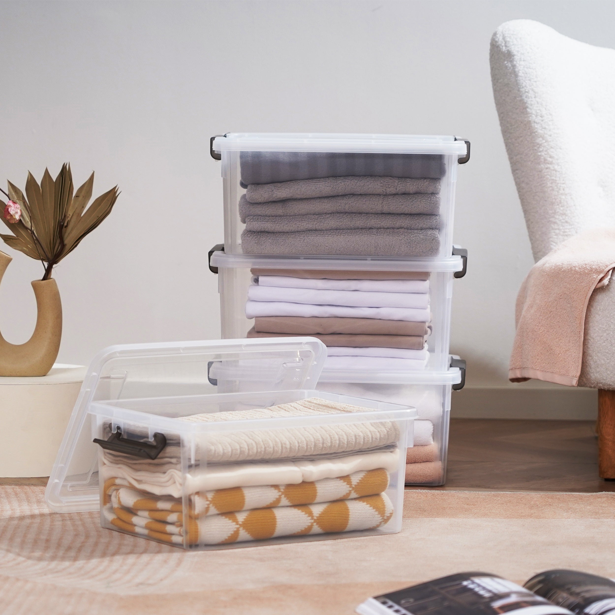 Citylife 17 Quart Plastic Storage Bins with Latching Lids 4 Packs Stackable Storage Containers for Organizing Large Clear Storage Box for Garage Closet Kitchen